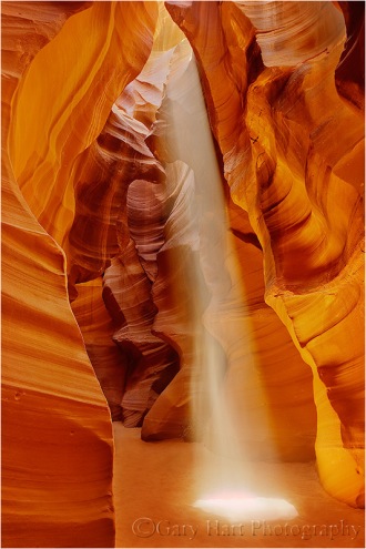 Gary Hart Photography: Heavenly Beam, Upper Antelope Canyon