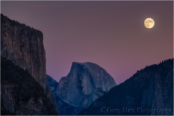 Gary Hart Photography, Moonrise, Yosemite