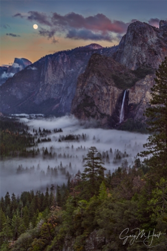 Gary Hart Photography: Moon and Mist,Tunnel View, Yosemite