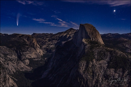 Gary Hart Photography: Comet Neowise and Venus, Half Dome from Glacier Point, Yosemite