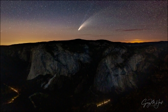 Gary Hart Photography: Comet NEWOSIE and Traffic, El Capitan from Taft Point, Yosemite