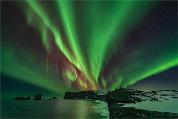Gary Hart Photography: Nature's Light Show, Aurora Over Dyrhólaey Coast, Iceland